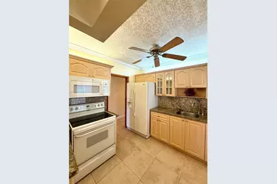 174 E 41st St, Hialeah, FL 33013 - Photo 39