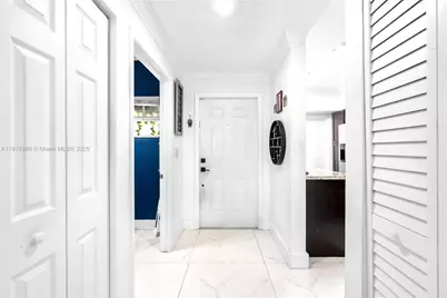 9985 SW 118th Pl, Miami, FL 33186 - Photo 13