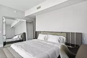 18975 Collins Ave, Sunny Isles Beach, FL 33160 - Photo 11