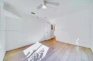 845 NE 119th St, Biscayne Park, FL 33161 - Photo 25