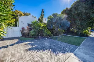 12125 NE 5th Ave, North Miami, FL 33161 - Photo 3