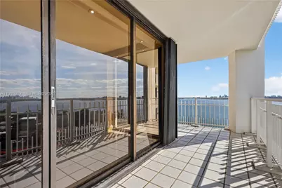 4000 Towerside Ter #1612, Miami, FL 33138 - Photo 47