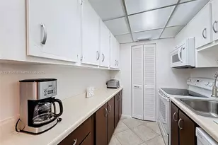 201 178th Dr, Sunny Isles Beach, FL 33160 - Photo 19