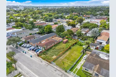 3118 NW 22nd Ct, Miami, FL 33142 - Photo 3