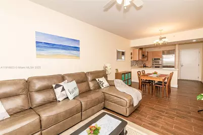 218 SE 14th St #1006, Miami, FL 33131 - Photo 7