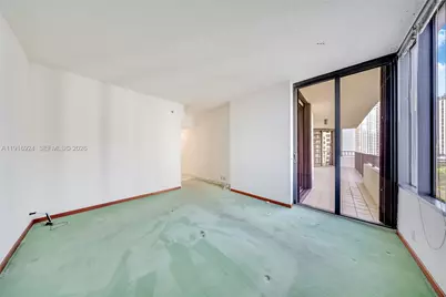 520 Brickell Key Dr #A1104, Miami, FL 33131 - Photo 21