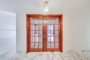 520 Brickell Key Dr, Miami, FL 33131 - Photo 11