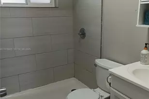 [Address not provided], Hollywood, FL 33020 - Photo 5