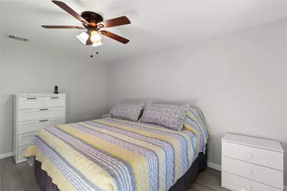 5239 NW 3rd Ave, Deerfield Beach, FL 33064 - Photo 19