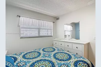 201 178th Dr #315, Sunny Isles Beach, FL 33160 - Photo 9