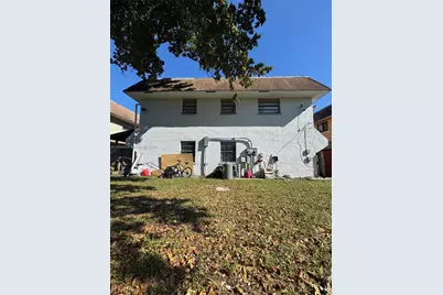 1741 SW 40th Ter, Fort Lauderdale, FL 33317 - Photo 5