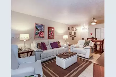 212 Lake Pointe Dr #112, Oakland Park, FL 33309 - Photo 9