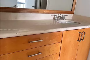 2333 Brickell Ave, Miami, FL 33129 - Photo 23