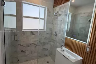 2784 SW 31st Pl, Miami, FL 33133 - Photo 9