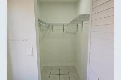 311 W Park Dr #101-13, Miami, FL 33172 - Photo 39