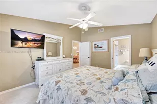6496 Huntington Lakes Cir, Naples, FL 34119 - Photo 17