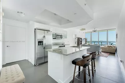 888 Biscayne Blvd #1704, Miami, FL 33132 - Photo 1