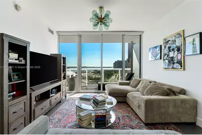 888 Biscayne Blvd #1704, Miami, FL 33132 - Photo 7