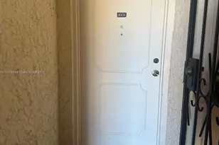 1051 SW 1st St, Miami, FL 33130 - Photo 3