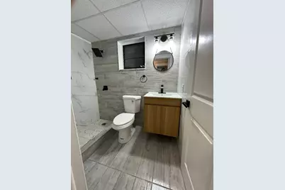 1051 SW 1st St #303, Miami, FL 33130 - Photo 11