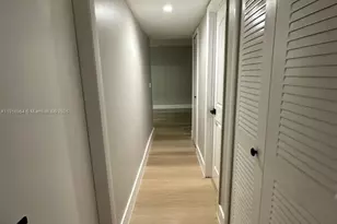 1051 SW 1st St, Miami, FL 33130 - Photo 9