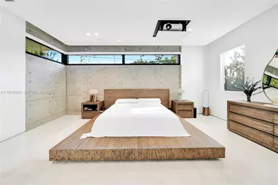 34 SW 26th Rd #N/A, Miami, FL 33129 - Photo 37