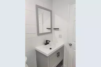 1408 NE 24th St, Wilton Manors, FL 33305 - Photo 19