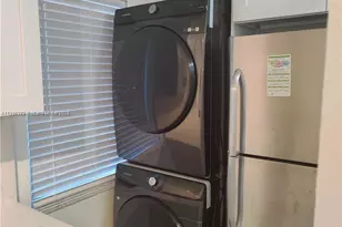 1408 NE 24th St, Wilton Manors, FL 33305 - Photo 17