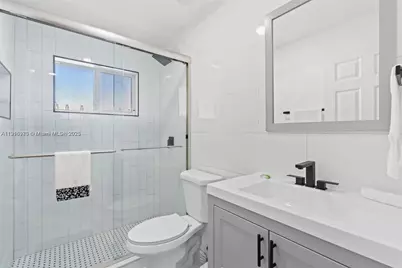 1408 NE 24th St, Wilton Manors, FL 33305 - Photo 11