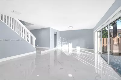 8211 NW 8th St #2, Plantation, FL 33324 - Photo 3