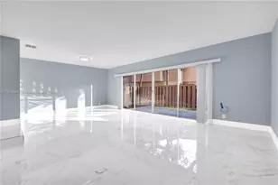 8211 NW 8th St, Plantation, FL 33324 - Photo 5