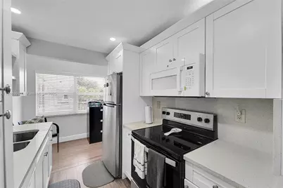 8405 NW 61st St #D207, Tamarac, FL 33321 - Photo 5