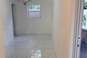 1560 NW 25th Ave, Miami, FL 33125 - Photo 11