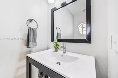 8945 NW 38th Dr #17, Coral Springs, FL 33065 - Photo 5