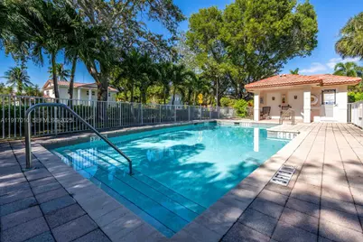 8945 NW 38th Dr #17, Coral Springs, FL 33065 - Photo 31