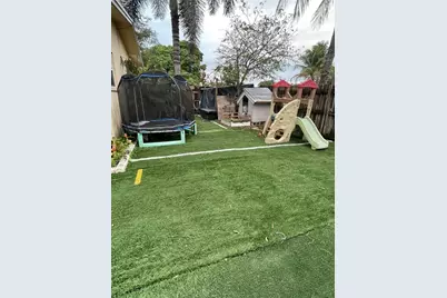 2200 SW 42nd Ave, Fort Lauderdale, FL 33317 - Photo 9