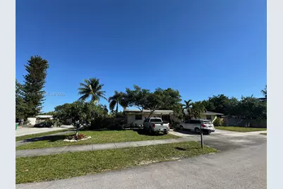 2200 SW 42nd Ave, Fort Lauderdale, FL 33317 - Photo 5