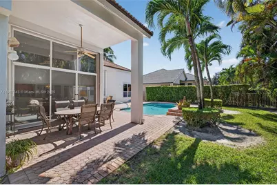 4123 W Lake Estates Dr, Davie, FL 33328 - Photo 47