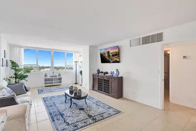 5005 Collins Ave #707, Miami Beach, FL 33140 - Photo 7