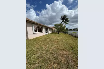 13166 SW 21st St, Miramar, FL 33027 - Photo 39