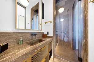 200 W Rivo Alto Dr, Miami Beach, FL 33139 - Photo 35