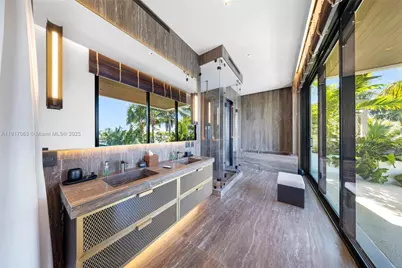 200 W Rivo Alto Dr, Miami Beach, FL 33139 - Photo 43