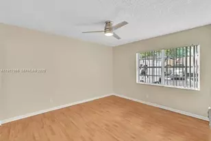 1353 Springside Dr, Weston, FL 33326 - Photo 29