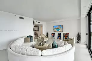 20281 E Country Club Dr, Aventura, FL 33180 - Photo 11