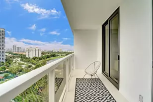 20281 E Country Club Dr, Aventura, FL 33180 - Photo 57