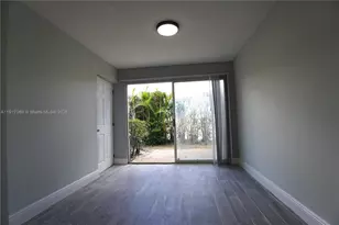 14104 Glenmoor Dr, West Palm Beach, FL 33409 - Photo 13