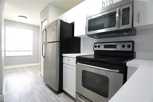 14104 Glenmoor Dr, West Palm Beach, FL 33409 - Photo 3