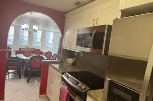 5401 Collins Ave, Miami Beach, FL 33140 - Photo 25