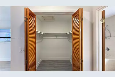 8877 SW 36th St, Miami, FL 33165 - Photo 29