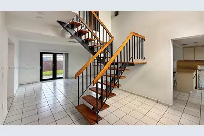 8877 SW 36th St, Miami, FL 33165 - Photo 5